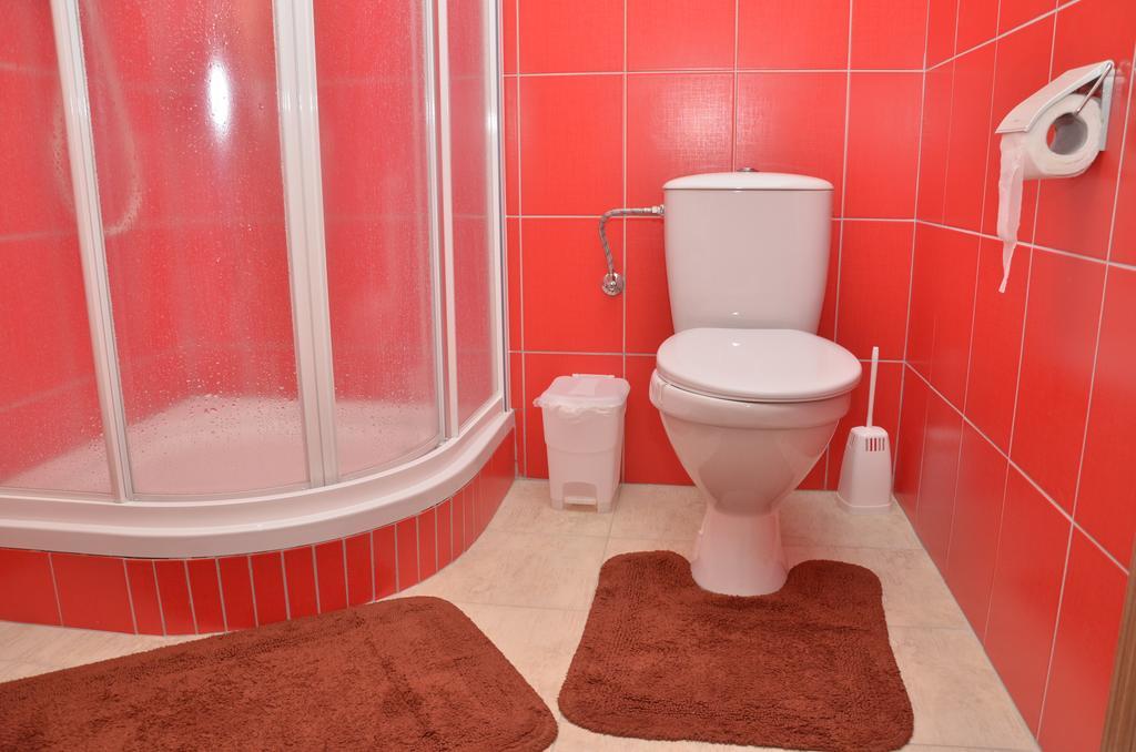 Hotel Ruzeny Hustopeče Buitenkant foto